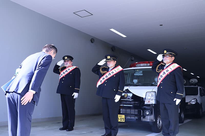 Tetsuo Hara appointed as police chief for a day!
